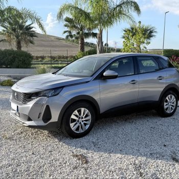Peugeot 3008 usata a Sambuca di Sicilia - Royalcar
