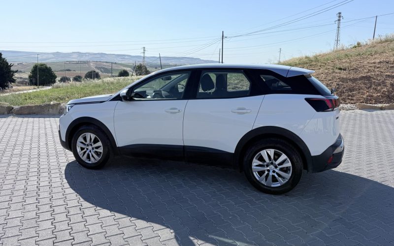 Peugeot 3008 usata a Sambuca di Sicilia - Royalcar